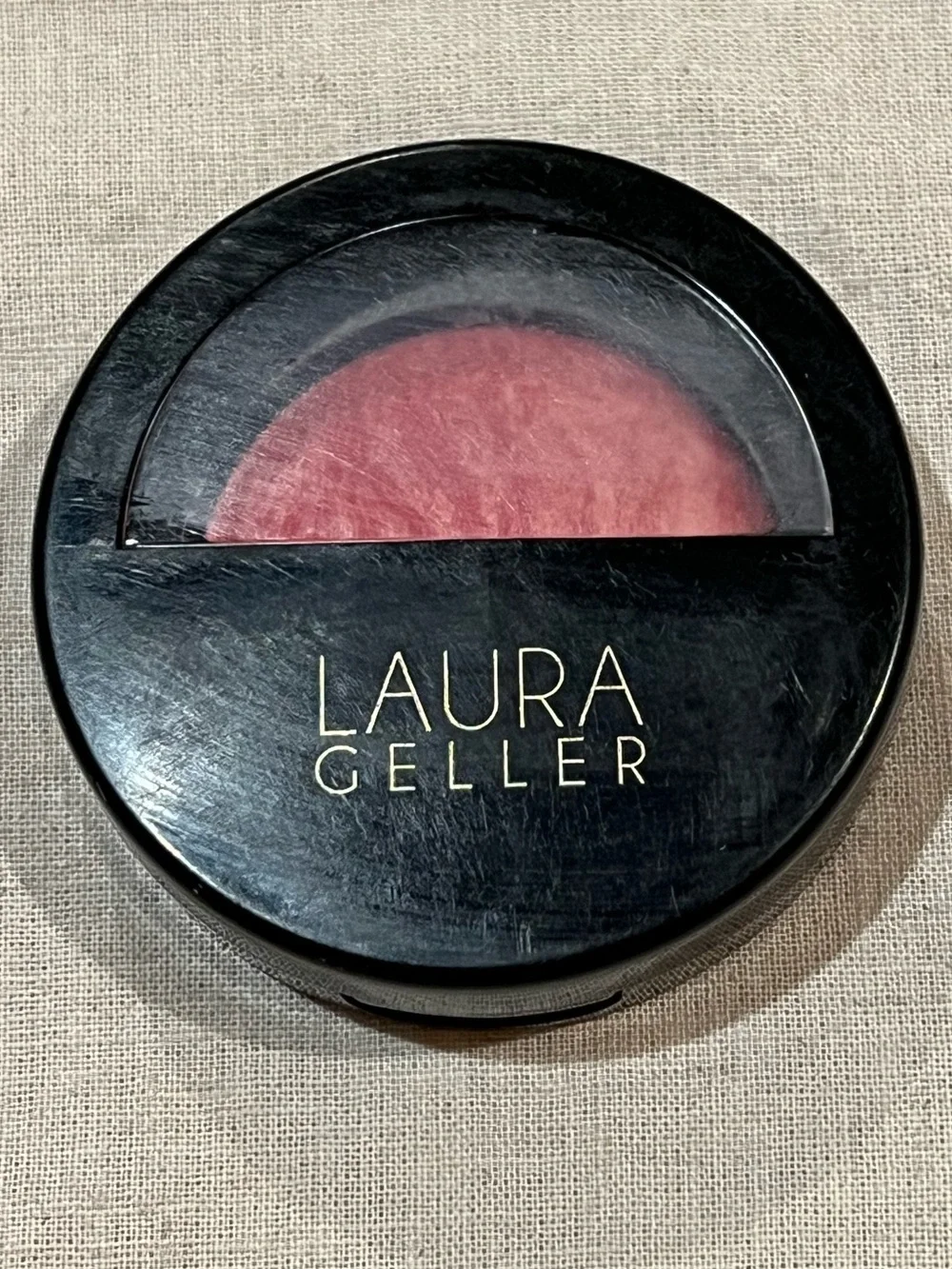 Laura Geller Marbleized Baked N Brighten Blush in Cherry Custard